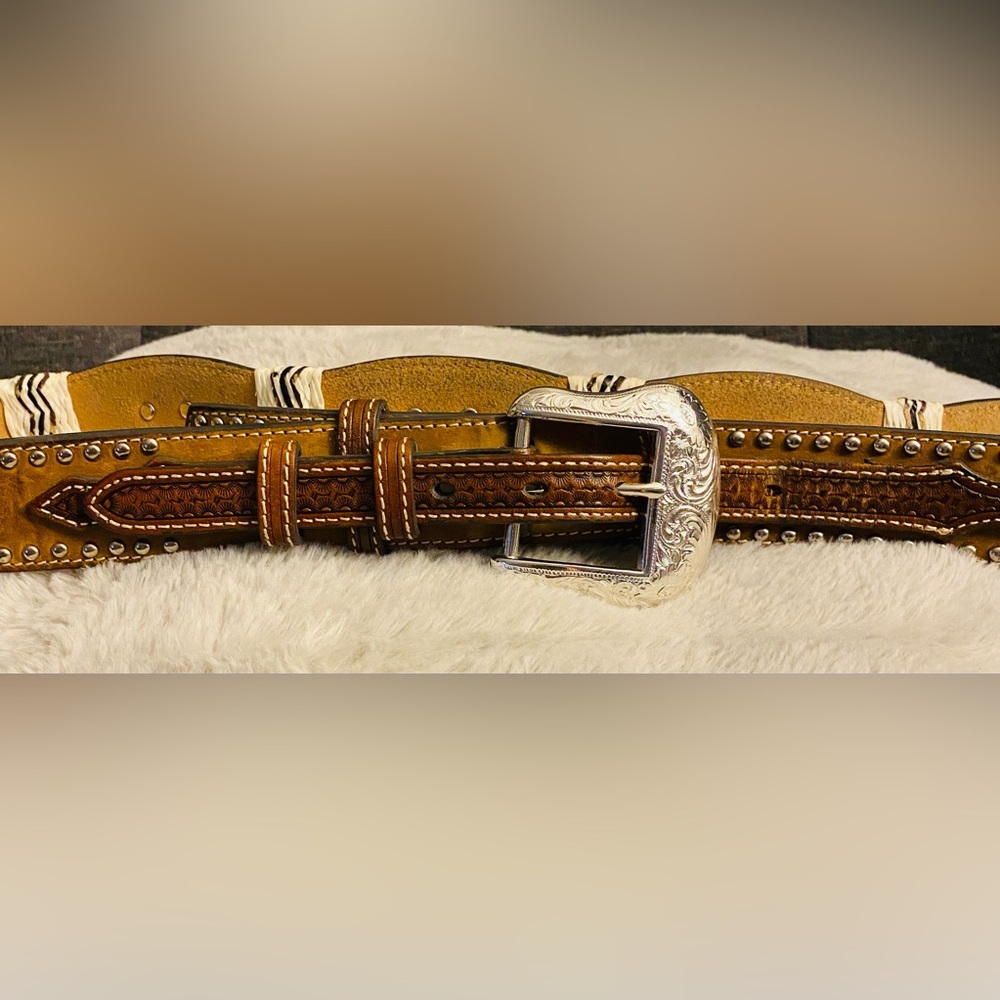 NWOT Nocona Mens Scalloped Basketweave Rawhide Laced Diamond Concho Belt - Picture 13 of 16